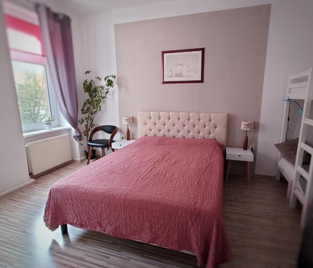Appartement Flat In Neo Country Style Aus Gruenderzeit Bis 6 Person à Leipzig Extérieur photo