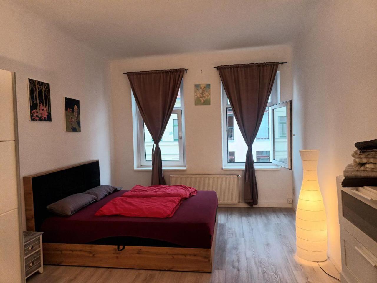 Appartement Flat In Neo Country Style Aus Gruenderzeit Bis 6 Person à Leipzig Extérieur photo